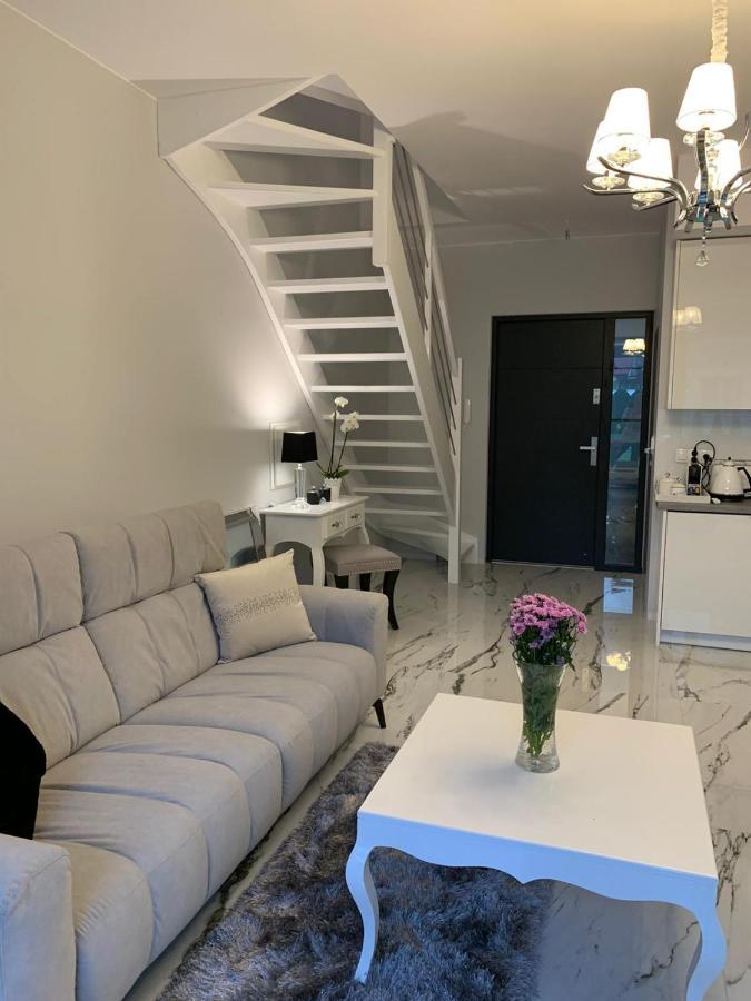 Leo Royal Apartament Pobierowo Exterior foto