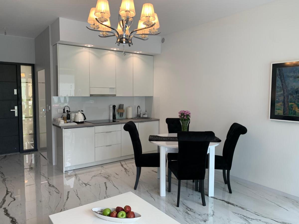 Leo Royal Apartament Pobierowo Exterior foto